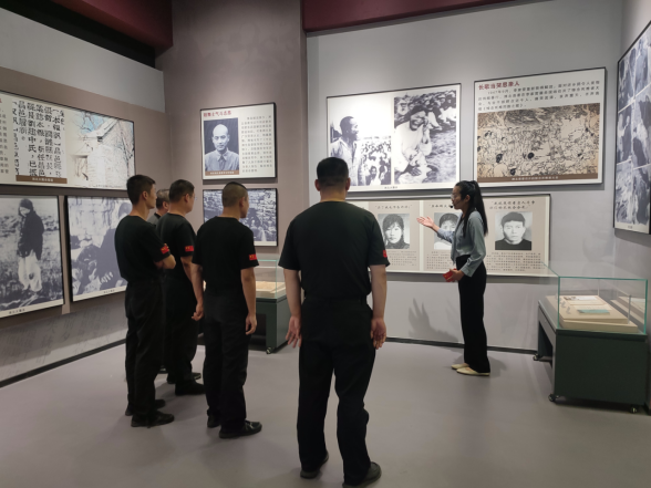 1720596073163176.png 中行守押大隊(duì)黨支部開(kāi)展“不忘初心 牢記使命”主題黨日活動(dòng)358.png